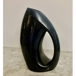 Vase bleu en grès vernissé 27 cm  petit défaut de cuisson à la base